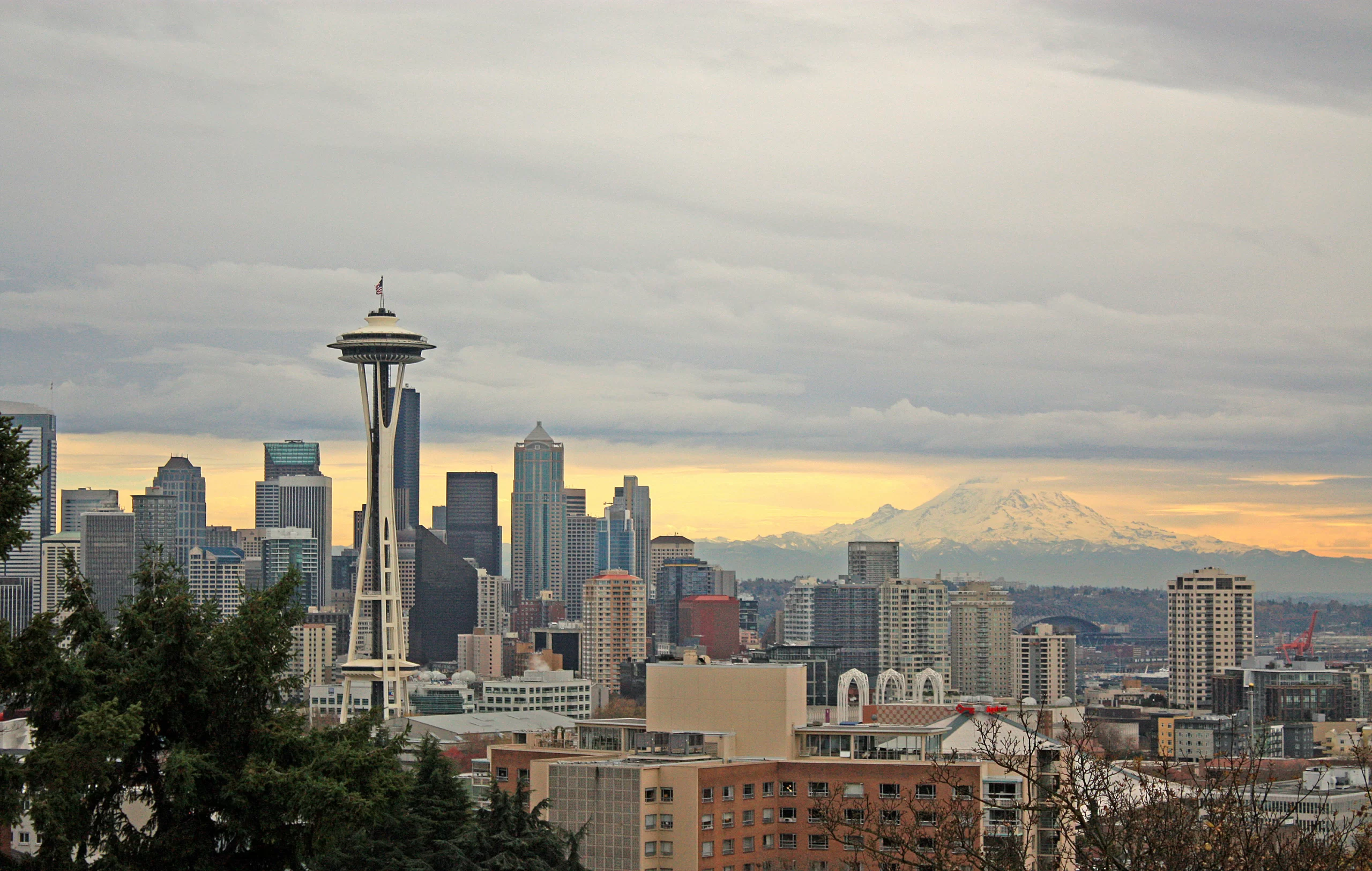 seattle-skyline-aldaris-cpa-tax-consulting